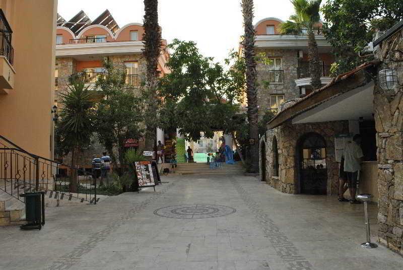 Club Dena Aparthotel Marmaris Eksteriør bilde