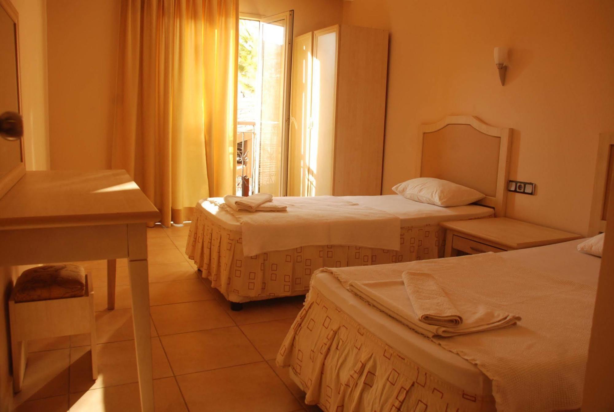 Club Dena Aparthotel Marmaris Eksteriør bilde